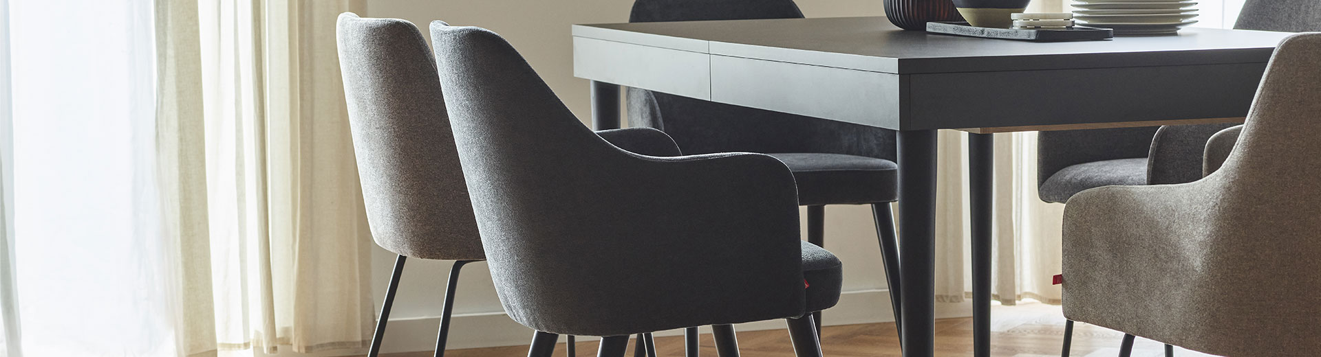 Krzesła tapicerowane