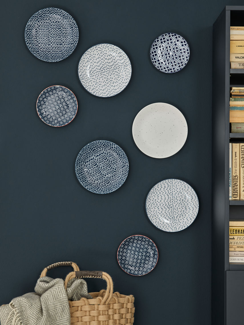 Ceramiczne talerze jako dekoracja ścienna