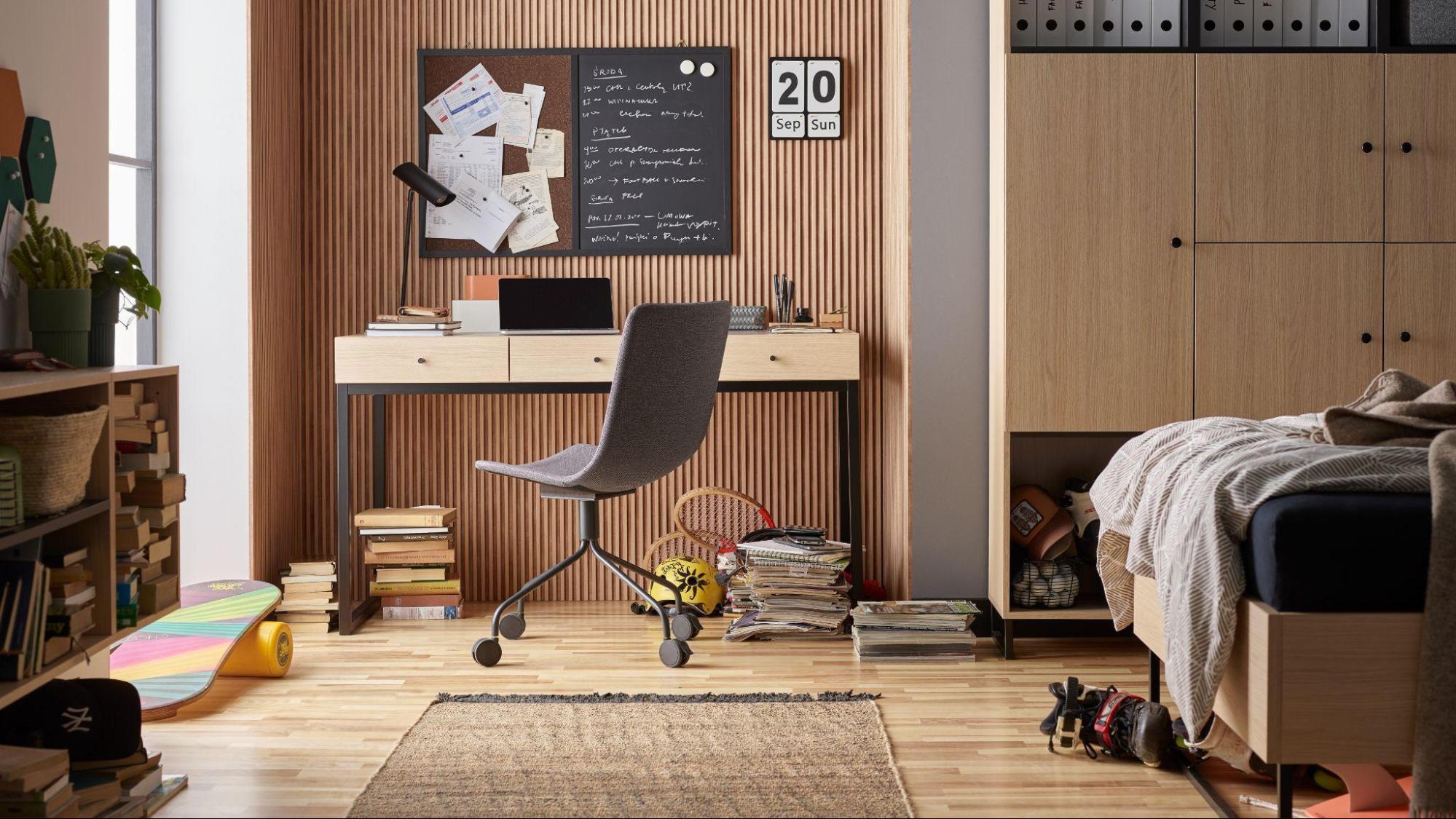 Jak ozdobić ścianę w pokoju młodzieżowym? Galeria inspiracji