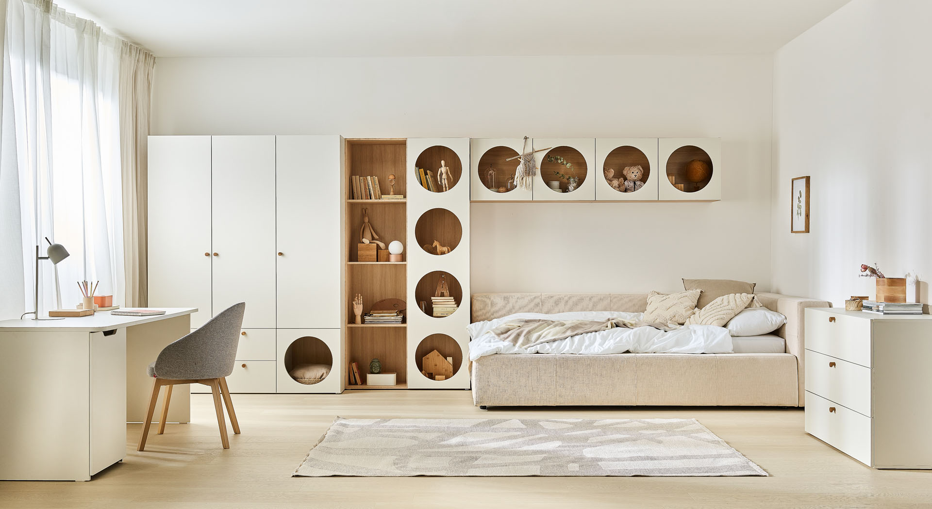 łóżko tapicerowane do pokoju dziecka