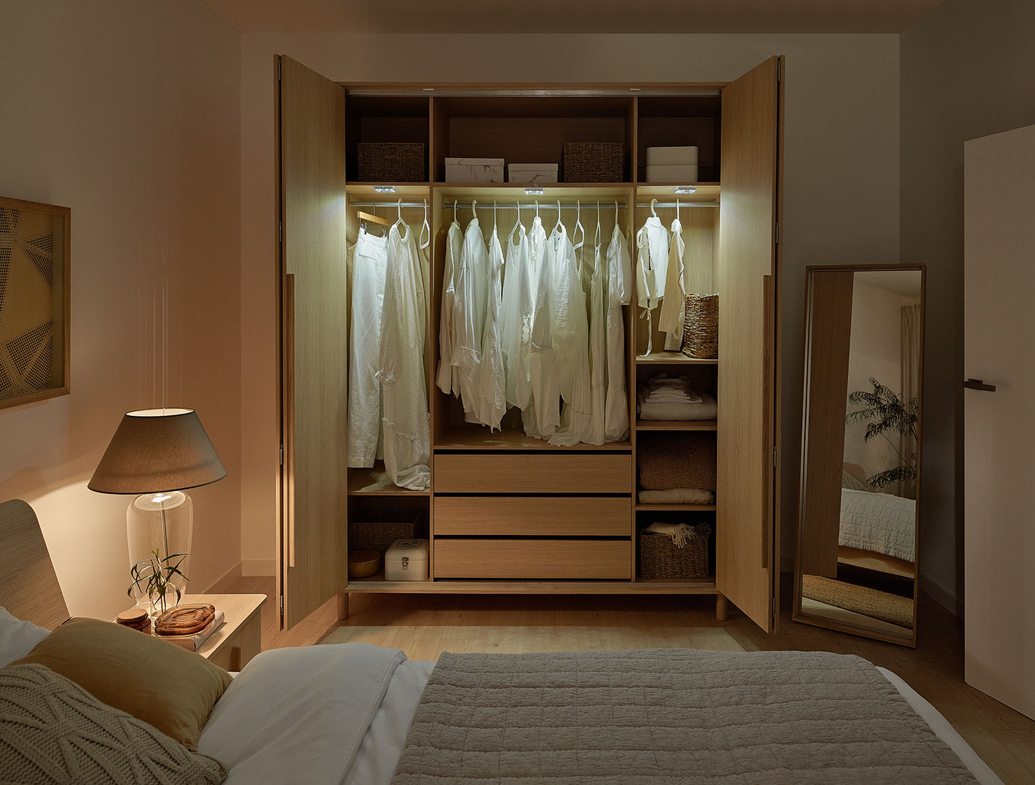 Szafa 4-drzwiowa OMM