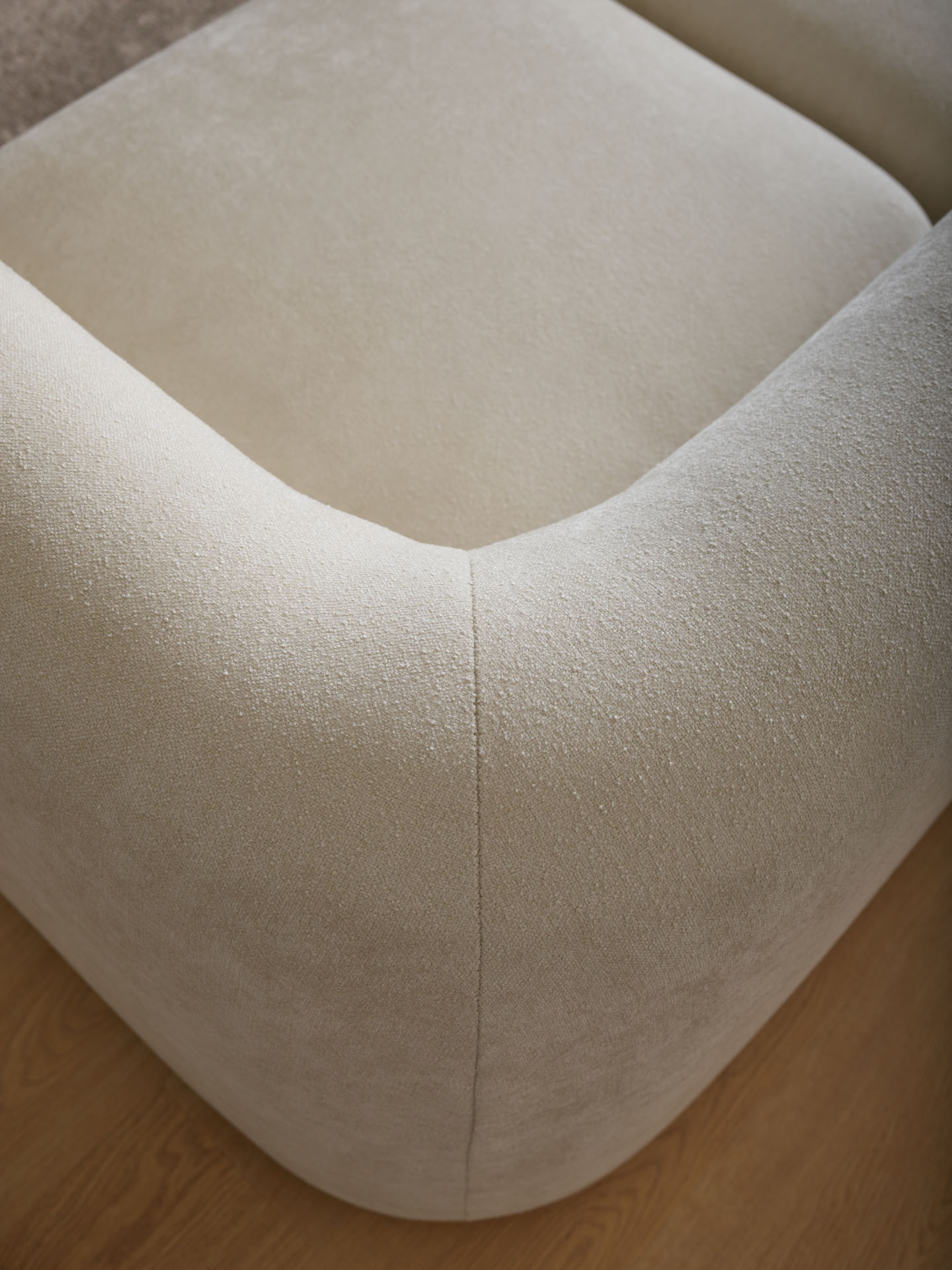 2-seater sofa I Nui | VOX