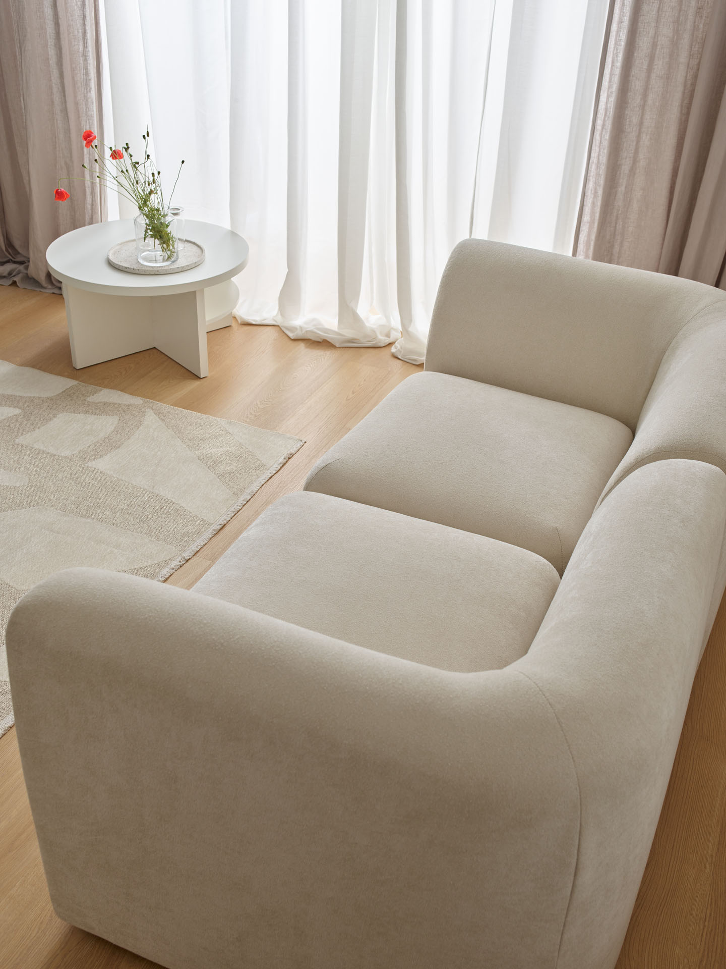 Nui 2-seater sofa II | VOX