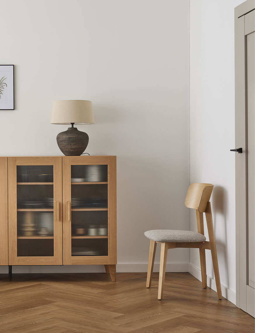 Nolto chair arrangement