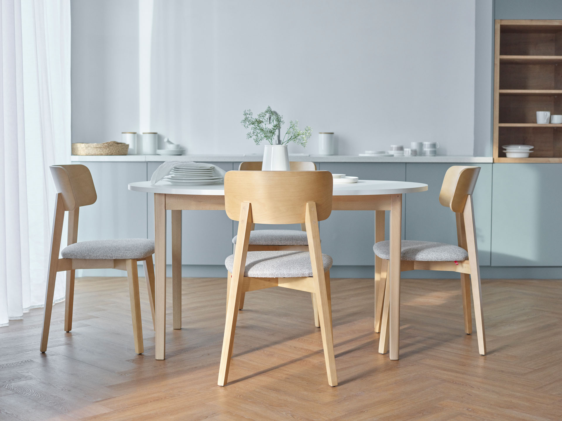 Nolto chair arrangement