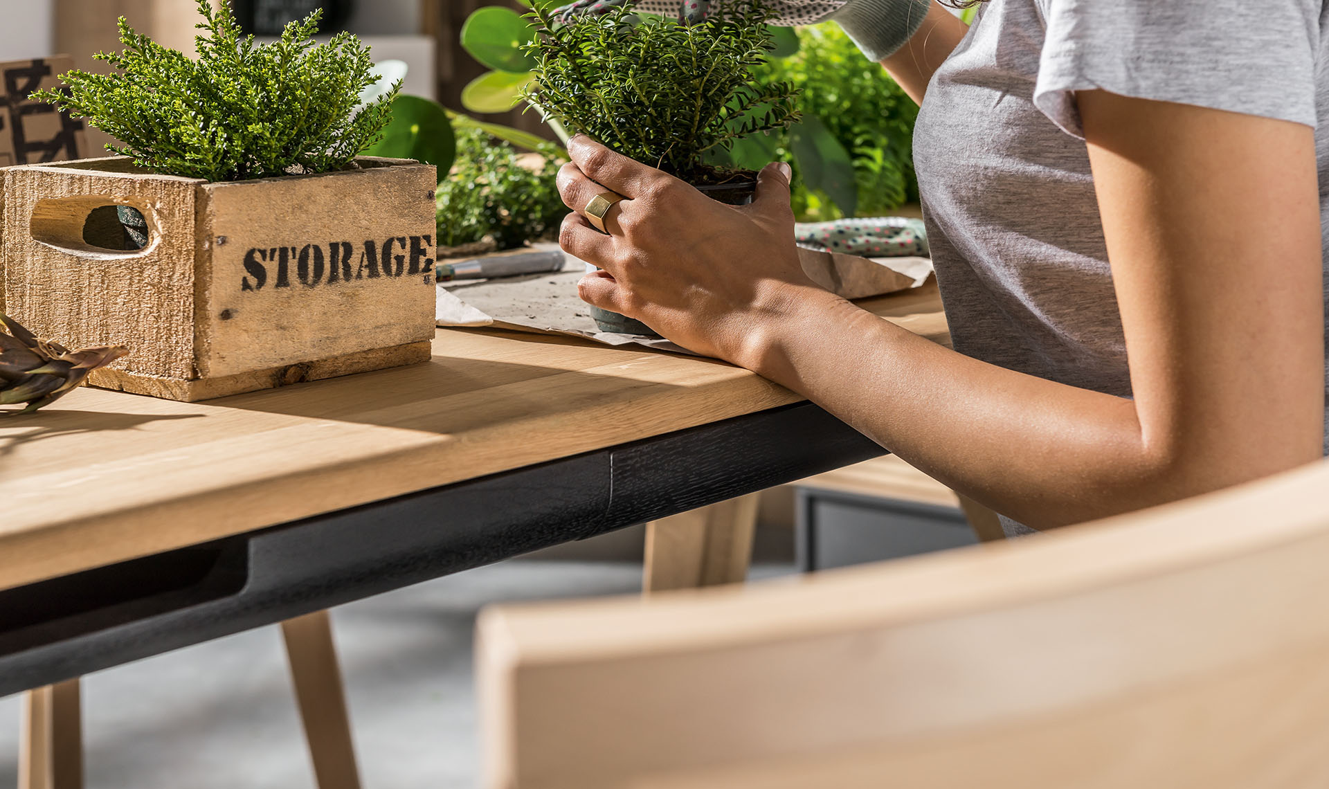 Table with drawers Nature | VOX