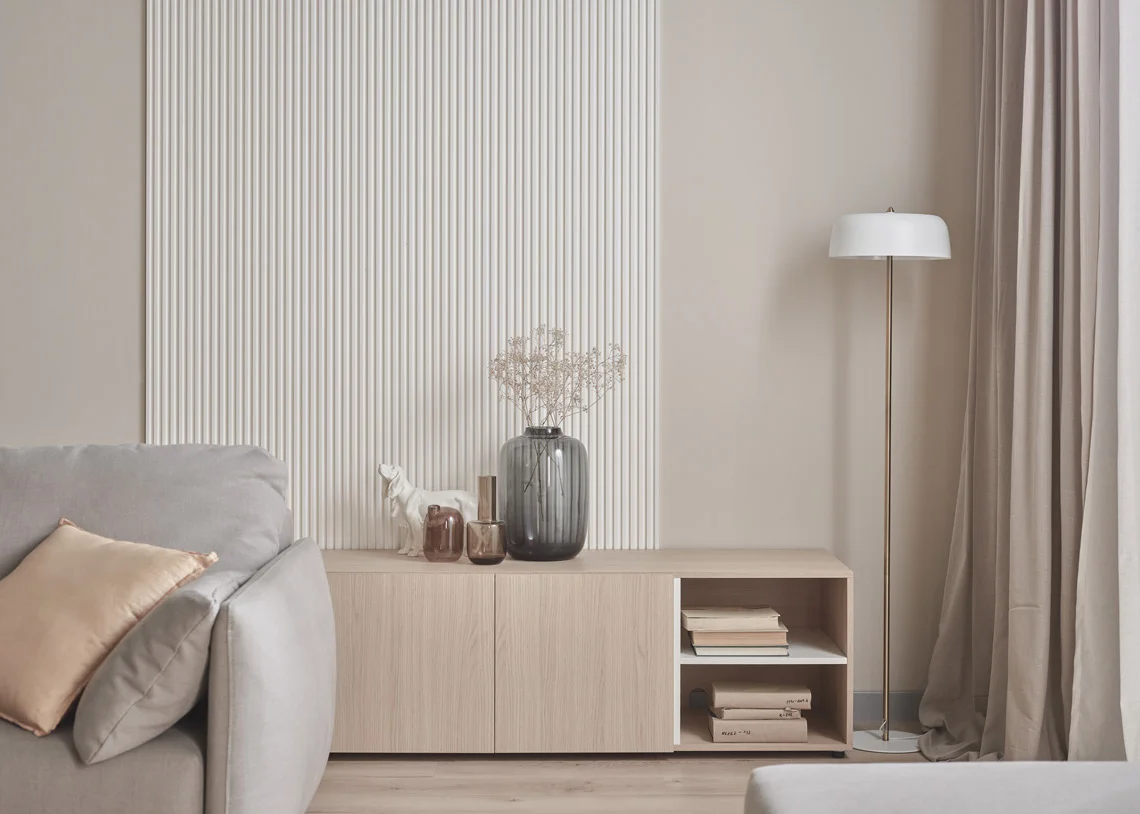 elegancka komoda w salonie 