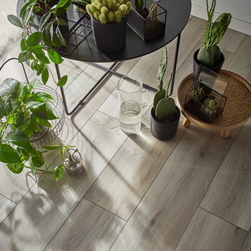 Rigid core flooring with integrated underlay IXPE VOX Rigio Oak Demes arrangement