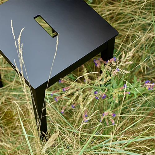 Black stool Simple arrangement