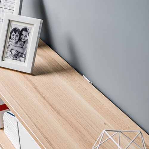 Bookcase security kit Balance arrangement