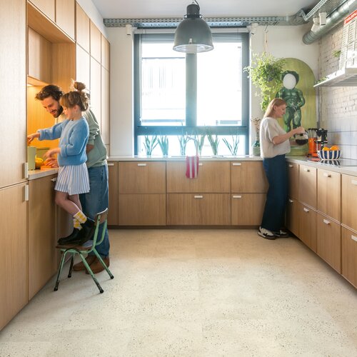Panele winylowe Quick Step Illume Beton pebble AVMTU40276 aranżacja