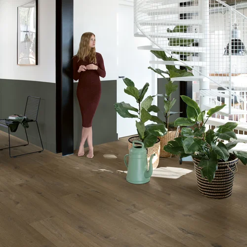 Panele winylowe Quick Step Fuse Dąb lniany ciemny brąz SGMPC20330 aranżacja
