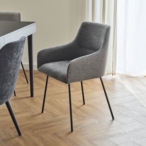 Archi chair arrangement