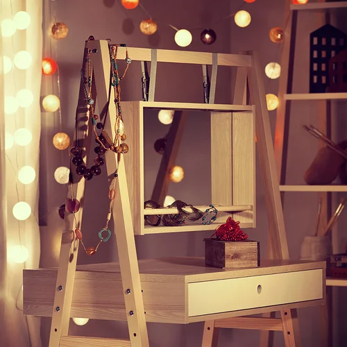 Mirror for dressing table Spot Young arrangement