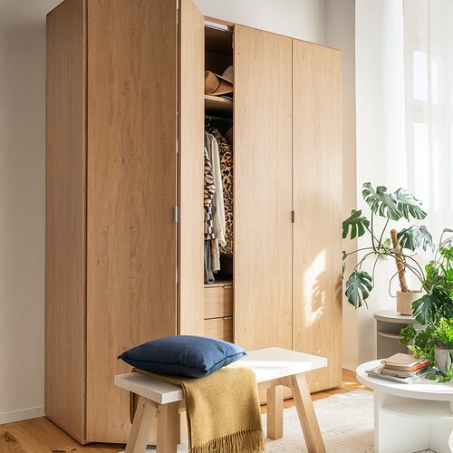 4-door wardrobe Simple arrangement