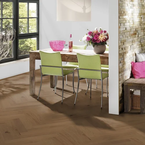 Podłoga hybrydowa Ter Hürne Hywood Herringbone Collection Olio Dąb Yasuni aranżacja