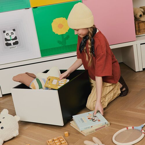Platform 53×53 with pull-out drawer Young Users Next arrangement