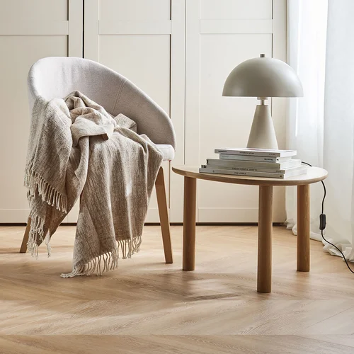 Small coffee table Moku arrangement