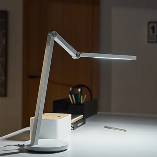 Karl desk lamp arrangement